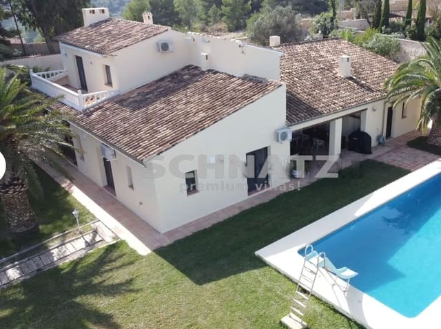 7 makuuhuone Maalaistalo myytävänä paikassa Benissa mukana uima-altaan 
autotalli - 995 000 € (Ref: 8562214)