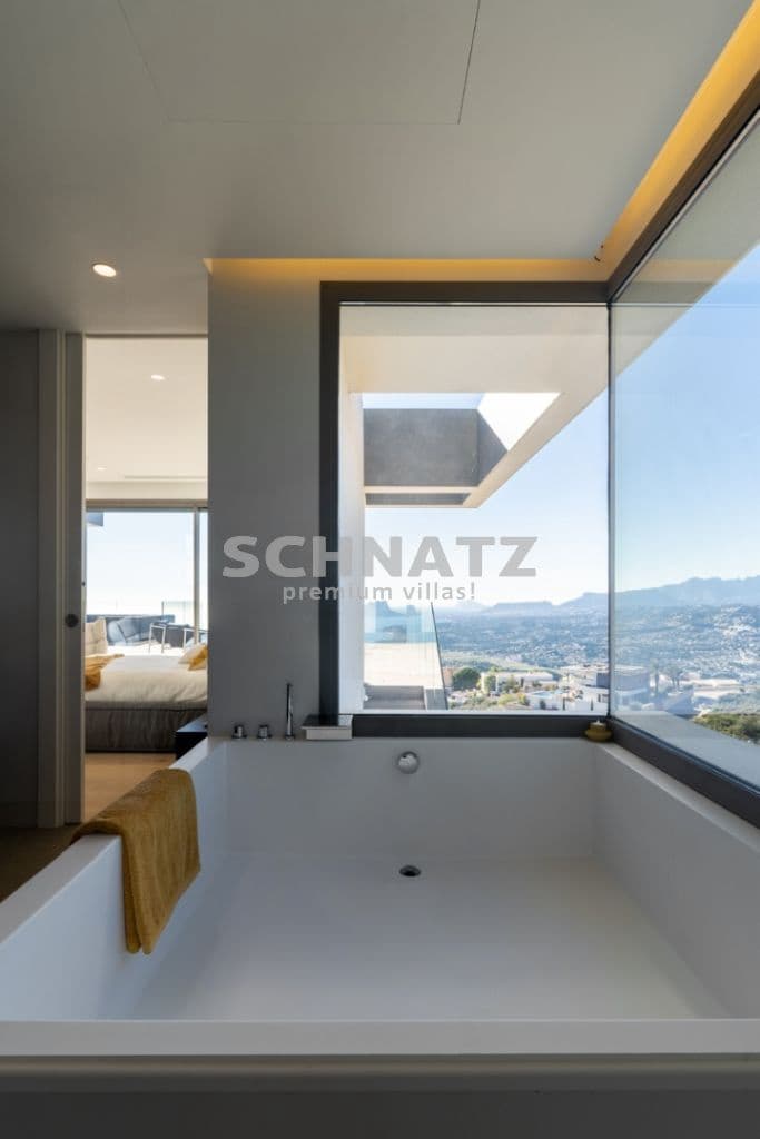 4 bedroom Villa for sale in Benitachell / Benitatxell with pool garage - € 2,950,000 (Ref: 8562221)