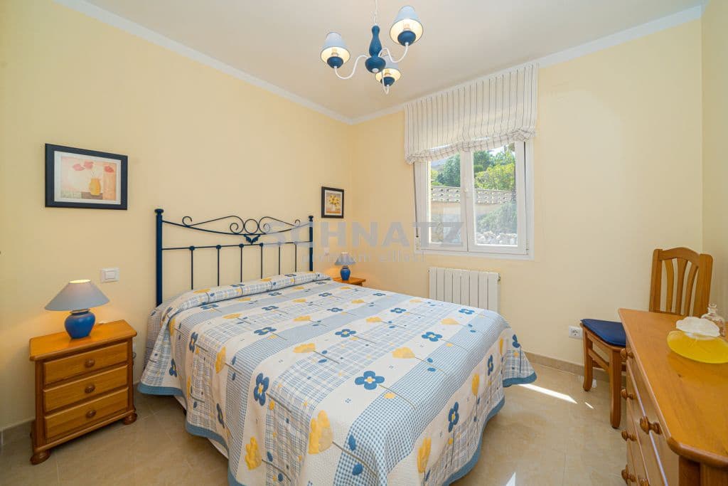 5 bedroom Villa for sale in Javea / Xabia with pool - € 695,000 (Ref: 8562251)