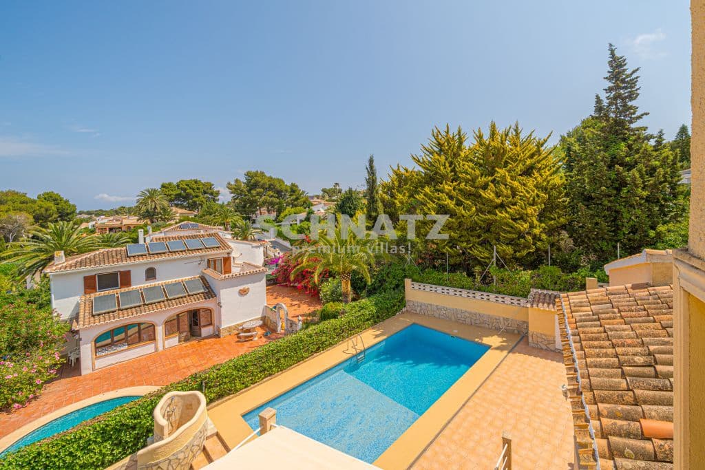 5 bedroom Villa for sale in Javea / Xabia with pool - € 695,000 (Ref: 8562251)