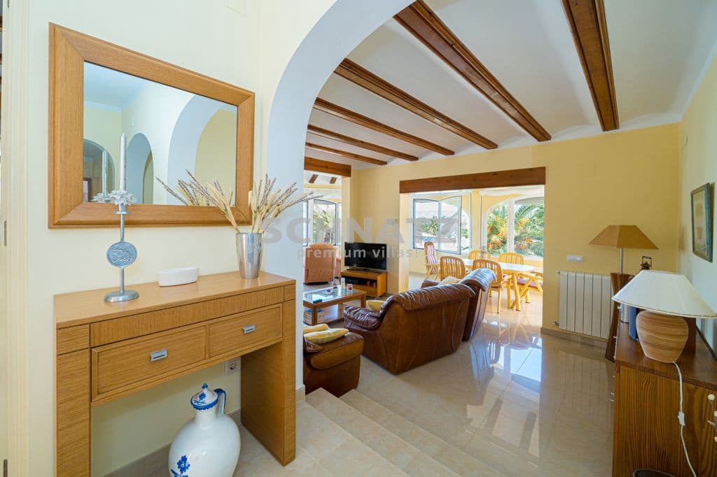 5 bedroom Villa for sale in Javea / Xabia with pool - € 695,000 (Ref: 8562251)