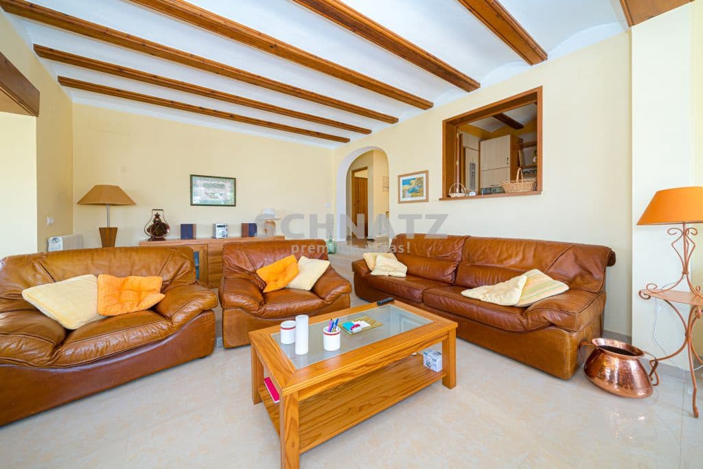 5 bedroom Villa for sale in Javea / Xabia with pool - € 695,000 (Ref: 8562251)