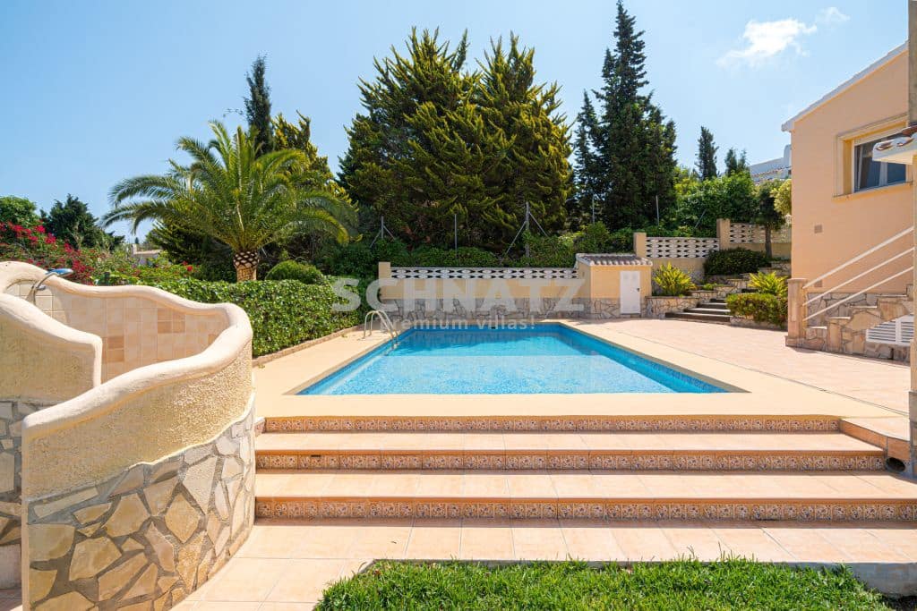 5 bedroom Villa for sale in Javea / Xabia with pool - € 695,000 (Ref: 8562251)