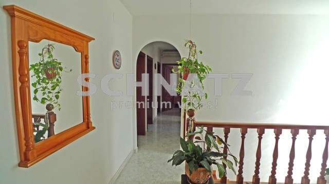 4 Zimmer Villa zu verkaufen in Beniarbeig mit Pool Garage - 495.000 € (Ref: 8562262)