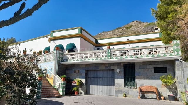 4 slaapkamer Villa te koop in Cullera - € 690.000 (Ref: 8707530)