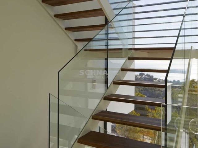 Chalet de 4 habitaciones en Altea en venta con piscina - 2.093.650 € (Ref: 8718176)