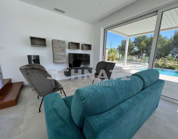 3 quarto Moradia para venda em Dehesa de Campoamor, Orihuela com piscina - 695 000 € (Ref: 8810800)