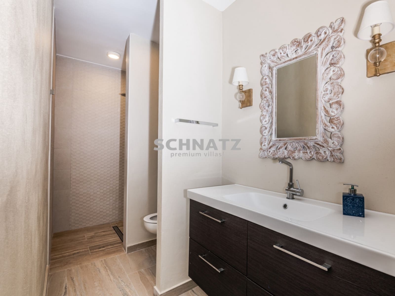 6 sovrum Villa till salu i Pego med pool - 699 000 € (Ref: 8923258)