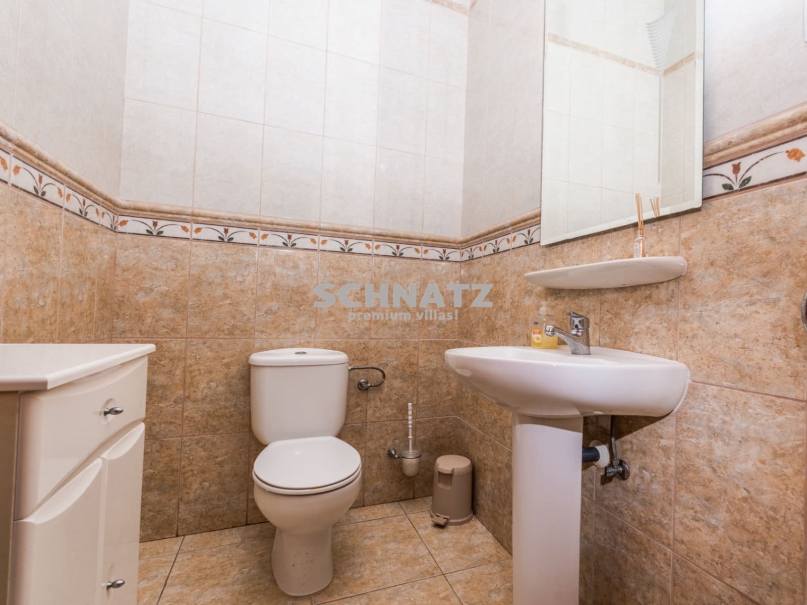 6 sovrum Villa till salu i Pego med pool - 699 000 € (Ref: 8923258)