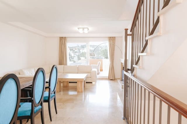 3 slaapkamer Rijtjeshuis te huur in Cabopino - Artola, Marbella met zwembad - € 2.300 (Ref: 8152207)