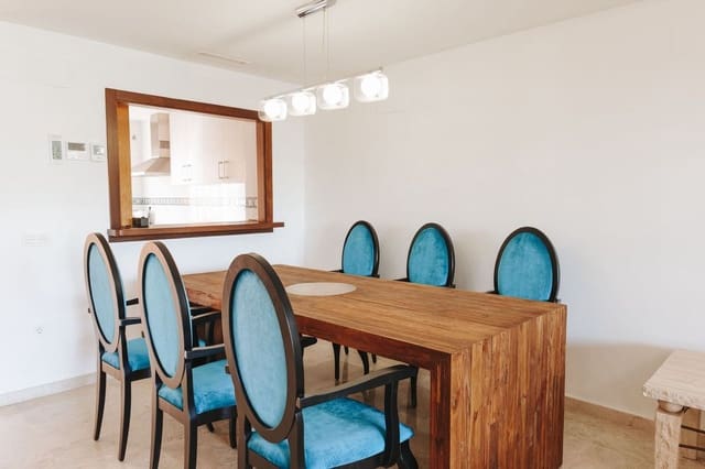 3 slaapkamer Rijtjeshuis te huur in Cabopino - Artola, Marbella met zwembad - € 2.300 (Ref: 8152207)