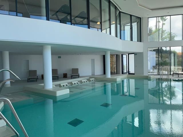 3 Zimmer Penthouse zu verkaufen in Coín mit Pool - 995.000 € (Ref: 8233055)