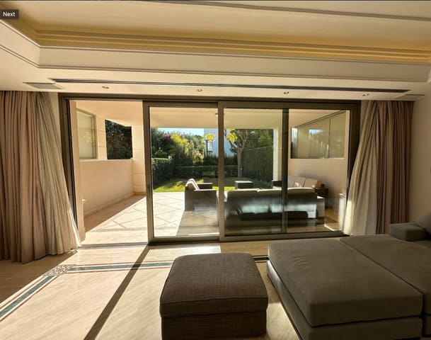 4 slaapkamer Rijtjeshuis te huur in Sierra Blanca, Marbella met zwembad garage - € 8.500 (Ref: 8293286)