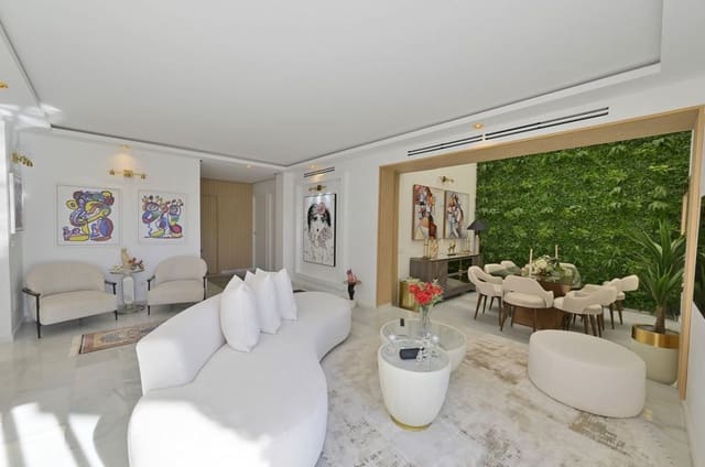 2 soveværelse Lejlighed til salg i La Reserva, Marbella - € 375.000 (Ref: 8486910)