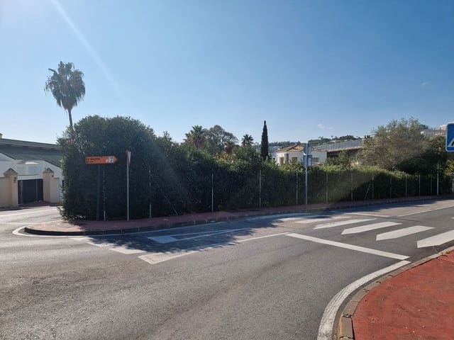 Byggetomt til salgs i La Quinta, Benahavís - € 495 000 (Ref: 8982772)
