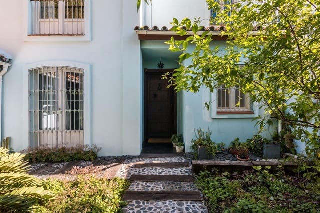 3 soveværelse Semi-Rækkehus til salg i Centro Historico, Málaga by - € 895.000 (Ref: 9005346)