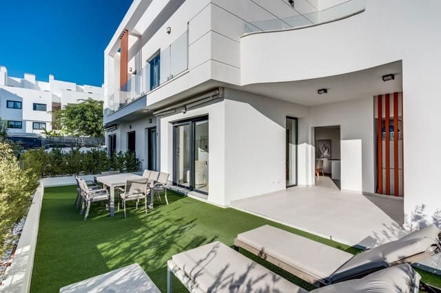 4 sovrum Semi-fristående Villa till salu i Paraiso - Barronal, Estepona med garage - 995 000 € (Ref: 9007546)