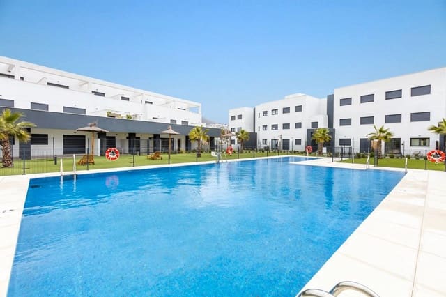 2 soveværelse Penthouse til salg i Parque Central, Estepona med garage - € 640.000 (Ref: 9024408)