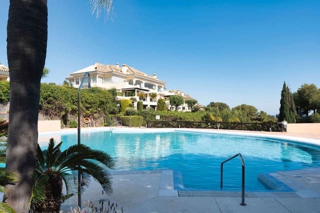 3 soveværelse Lejlighed til salg i Aloha Golf, Marbella - € 1.585.000 (Ref: 9047357)