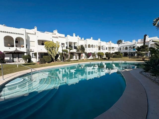 3 soverom Hus til salgs i Paraiso - Barronal, Estepona med svømmebasseng - € 515 000 (Ref: 9065536)