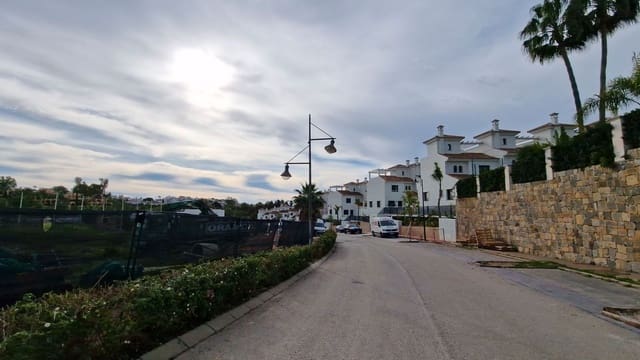 Bauplatz zu verkaufen in Parque Central, Estepona - 6.970.000 € (Ref: 9086034)