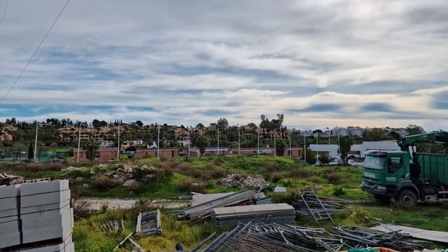 Bauplatz zu verkaufen in Parque Central, Estepona - 6.970.000 € (Ref: 9086034)