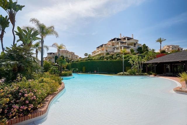 2 soveværelse Lejlighed til leje i Benahavís pueblo, Benahavís med swimmingpool - € 2.500 (Ref: 9099358)