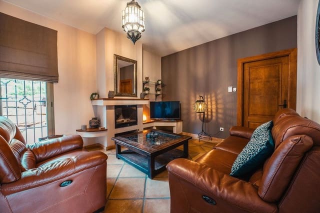 4 camera da letto Villa in vendita in Monda - 945.000 € (Rif: 9108363)