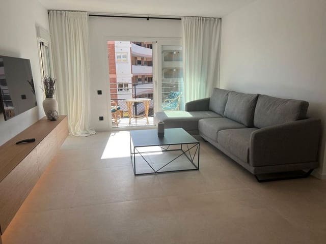 2 soveværelse Lejlighed til leje i Casco Antiguo, Marbella med swimmingpool - € 2.000 (Ref: 9110002)