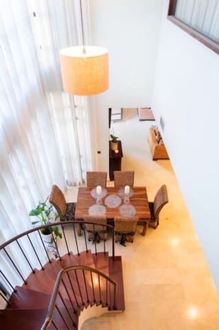 3 soveværelse Bungalow til leje i Puerto Banus, Marbella med swimmingpool - € 7.500 (Ref: 9111889)