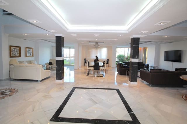 4 slaapkamer Penthouse te huur in Puerto Banus, Marbella - € 12.000 (Ref: 9124396)