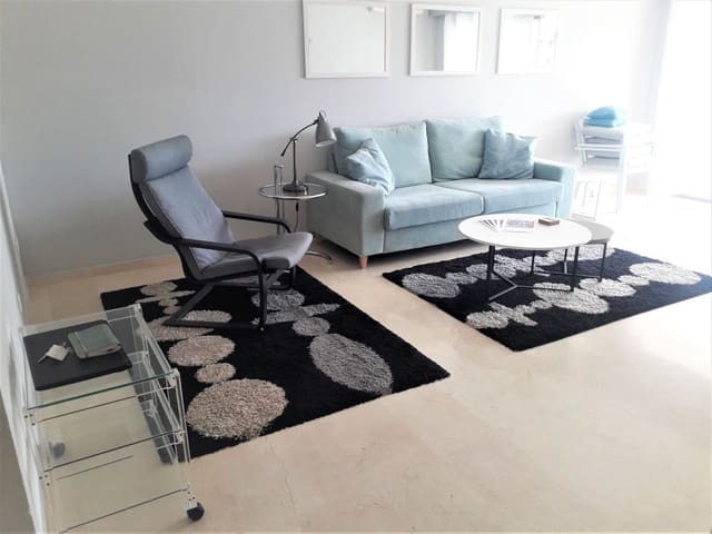 2 soveværelse Lejlighed til leje i Atalaya-Isdabe, Estepona med garage - € 1.250 (Ref: 9125532)