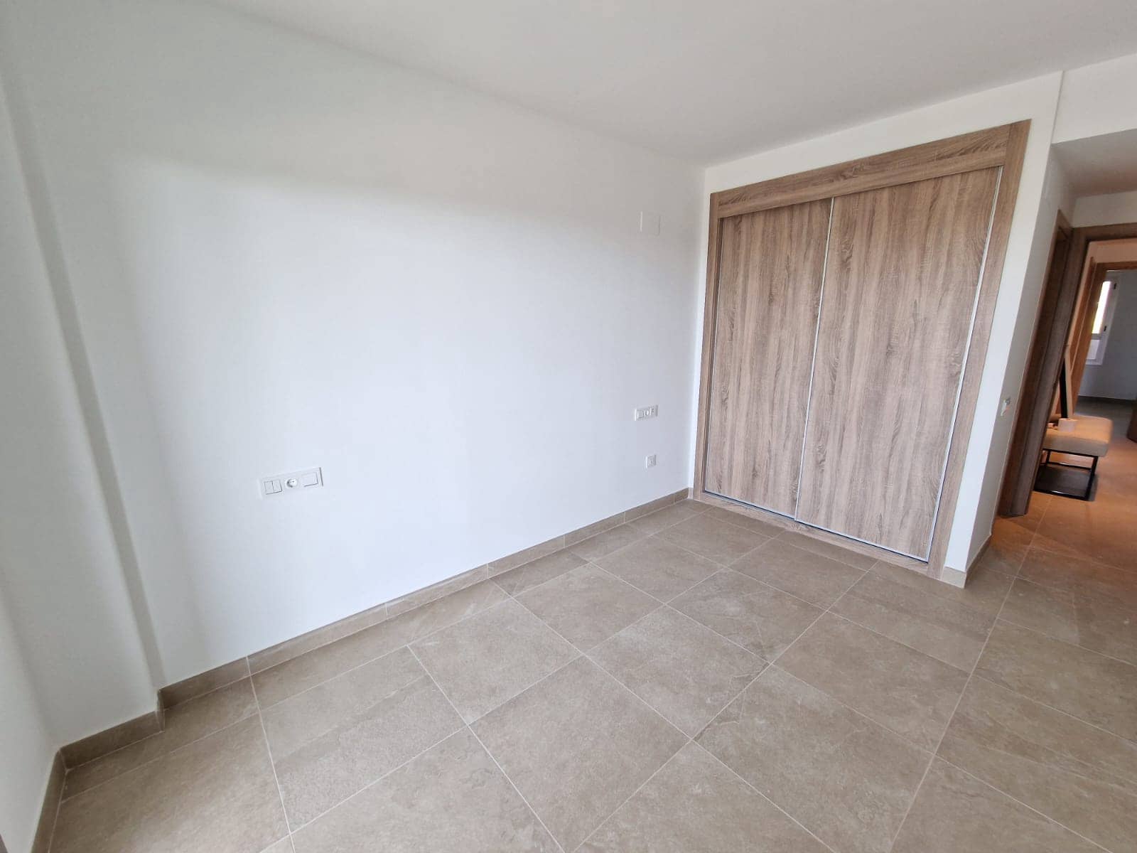 2 soveværelse Lejlighed til salg i Estepona med swimmingpool garage - € 370.000 (Ref: 10100840)