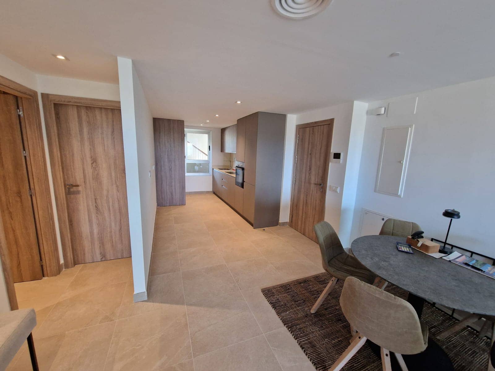 2 soveværelse Lejlighed til salg i Estepona med swimmingpool garage - € 370.000 (Ref: 10100840)