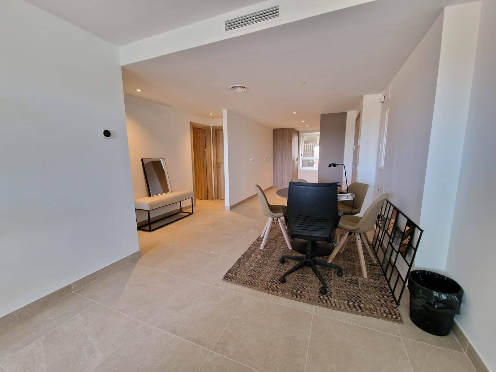 2 soveværelse Lejlighed til salg i Estepona med swimmingpool garage - € 370.000 (Ref: 10100840)