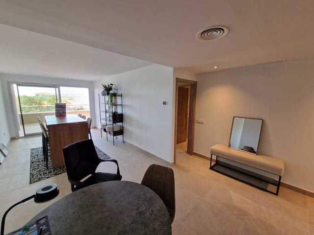 2 bedroom Apartment for sale in Estepona with pool garage - € 370,000 (Ref: 10100840)