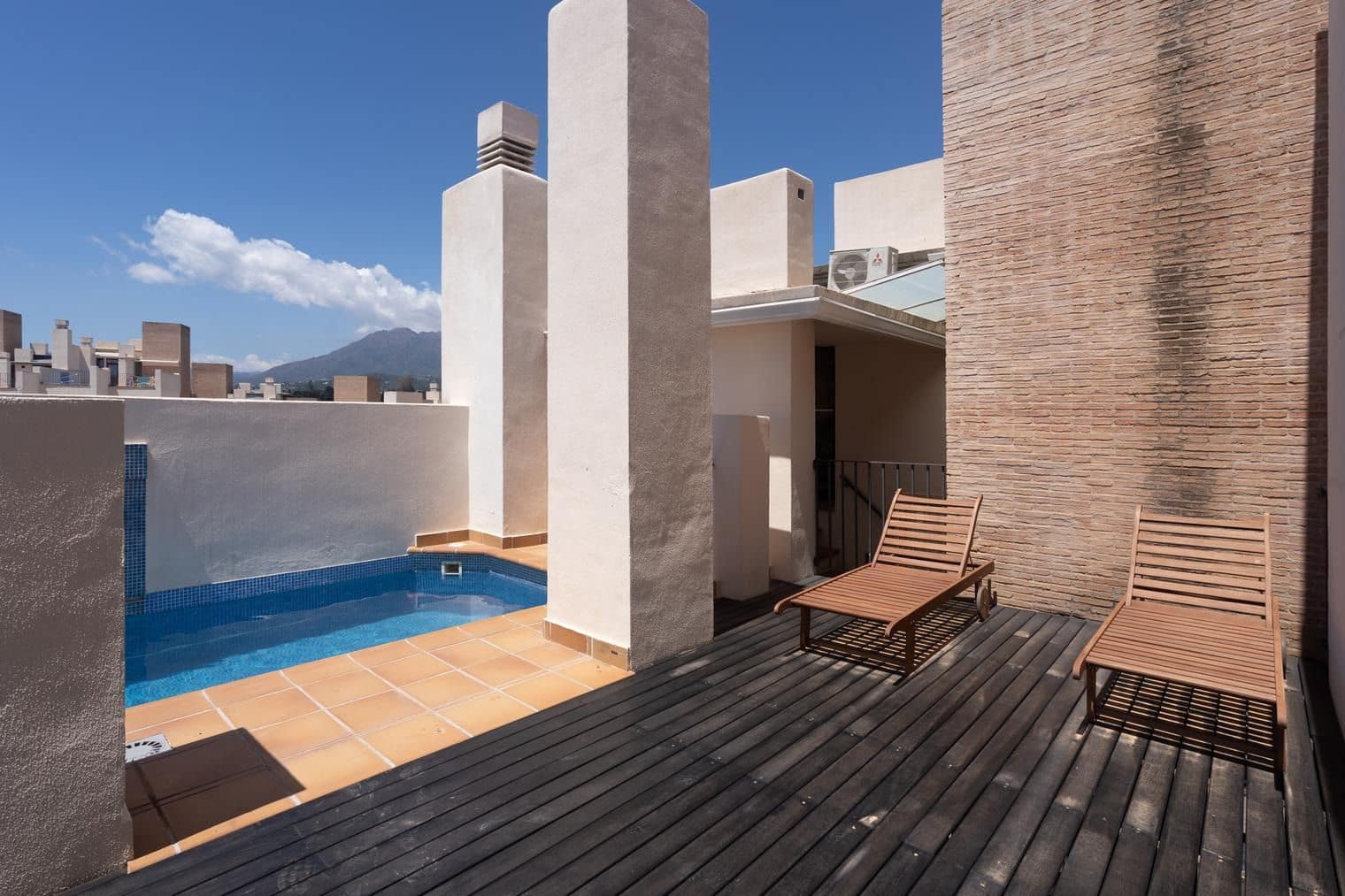 2 camera da letto Appartamento sulla Spiaggia in vendita in Estepona con piscina garage - 630.000 € (Rif: 10117438)