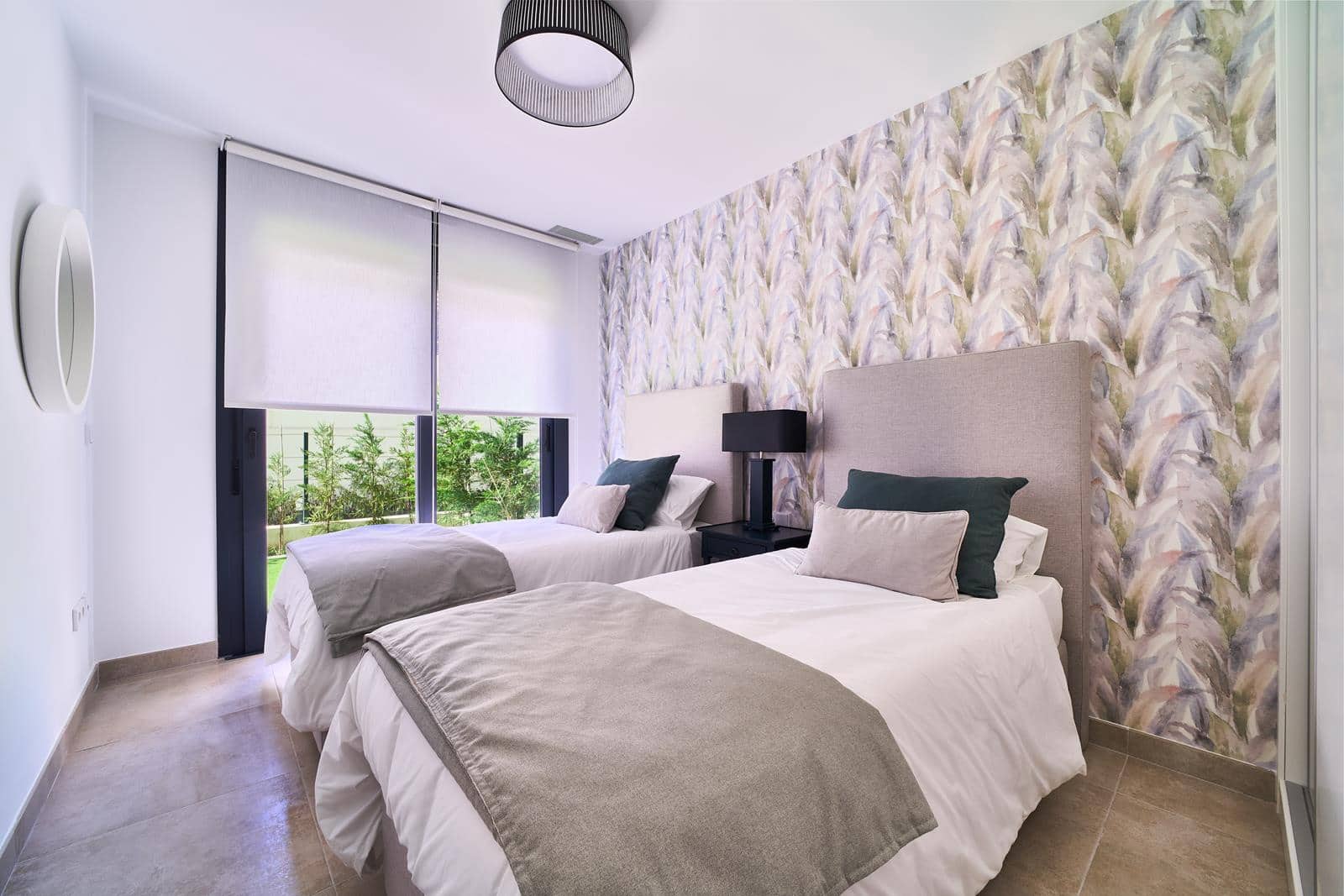 2 slaapkamer Appartement te koop in Estepona met zwembad garage - € 720.000 (Ref: 10124730)