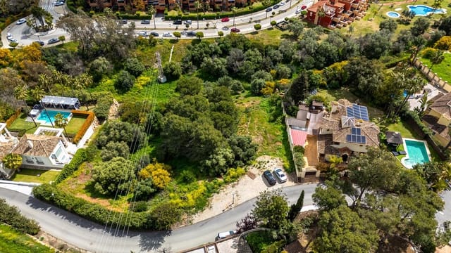 Byggetomt til salgs i Las Chapas, Marbella - € 899 000 (Ref: 10133490)