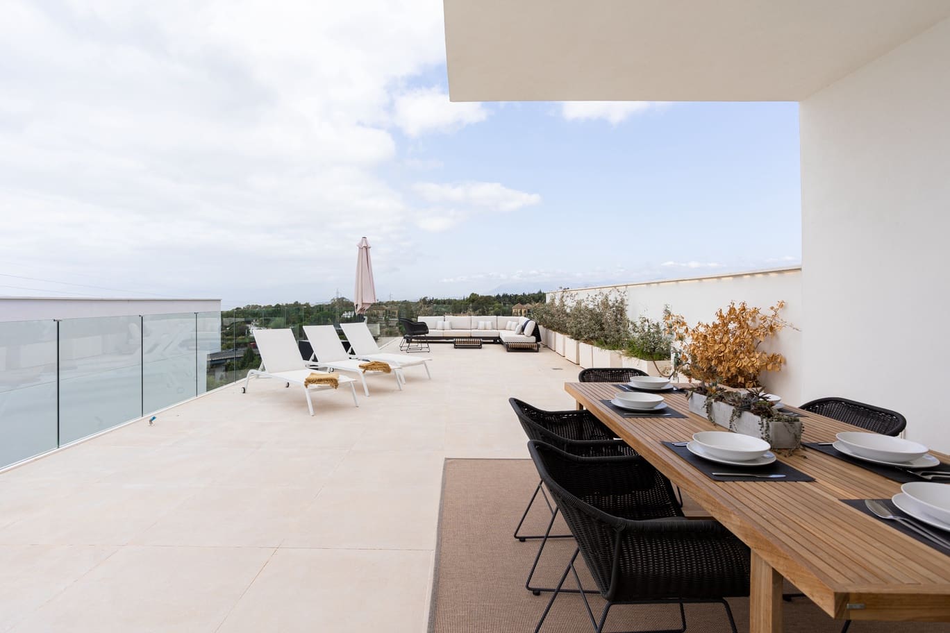 4 slaapkamer Villa te koop in Marbella met zwembad garage - € 1.950.000 (Ref: 10136437)