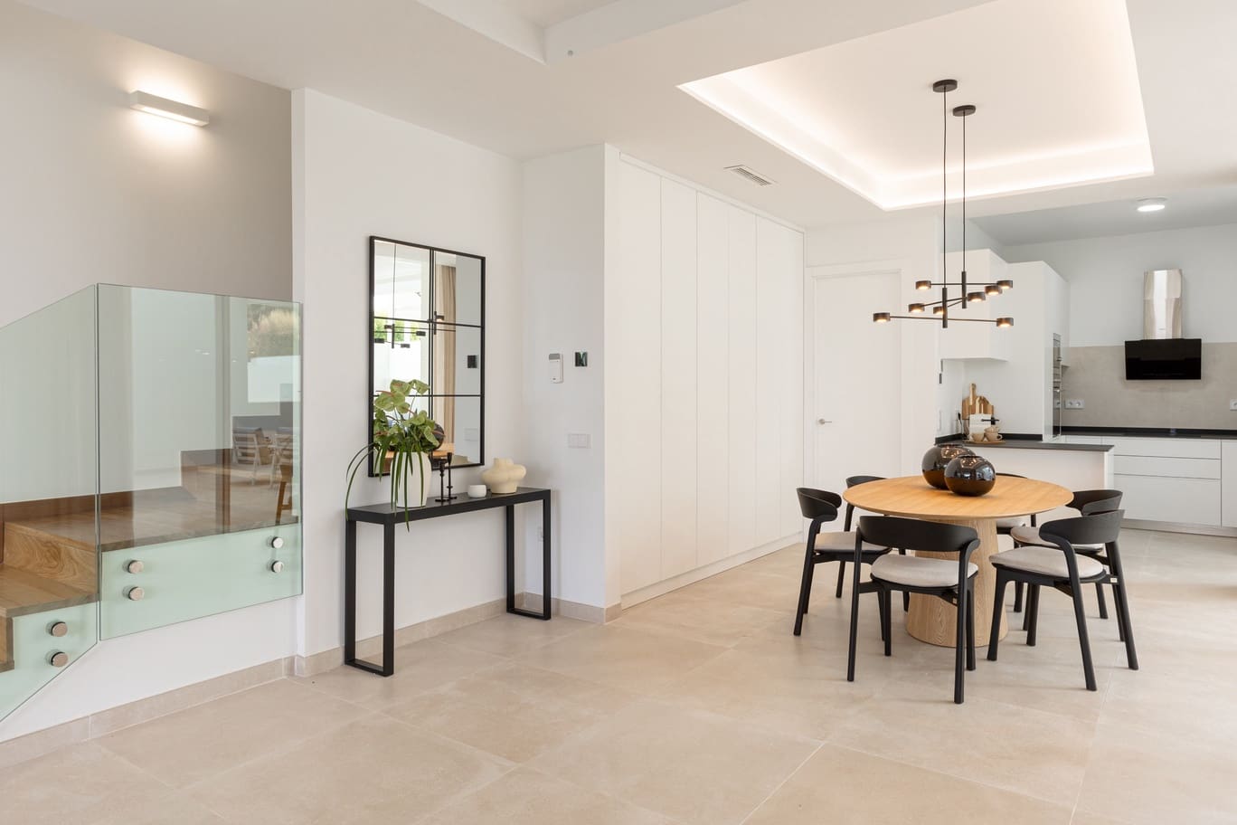 4 slaapkamer Villa te koop in Marbella met zwembad garage - € 1.950.000 (Ref: 10136437)