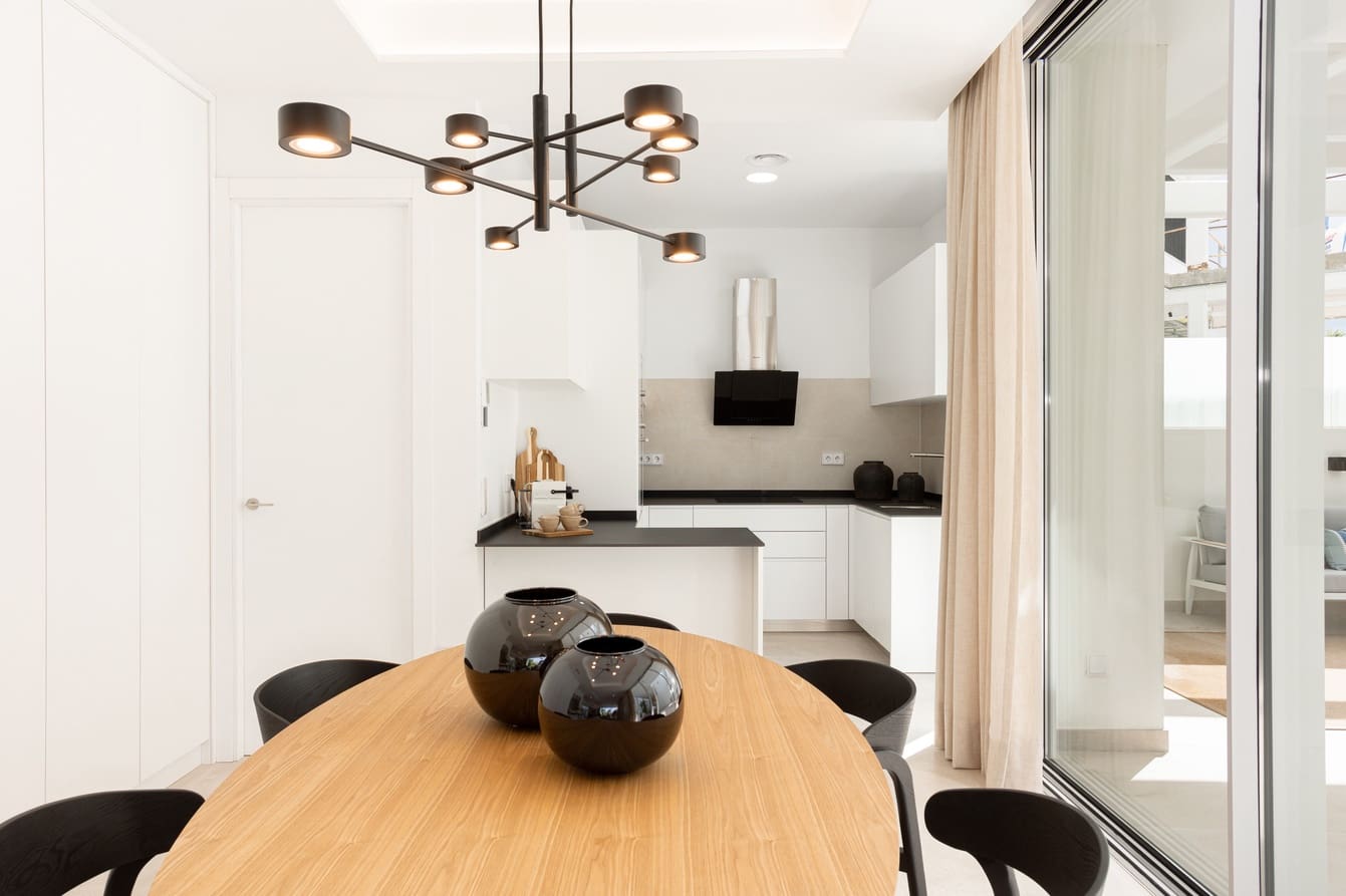 4 slaapkamer Villa te koop in Marbella met zwembad garage - € 1.950.000 (Ref: 10136437)