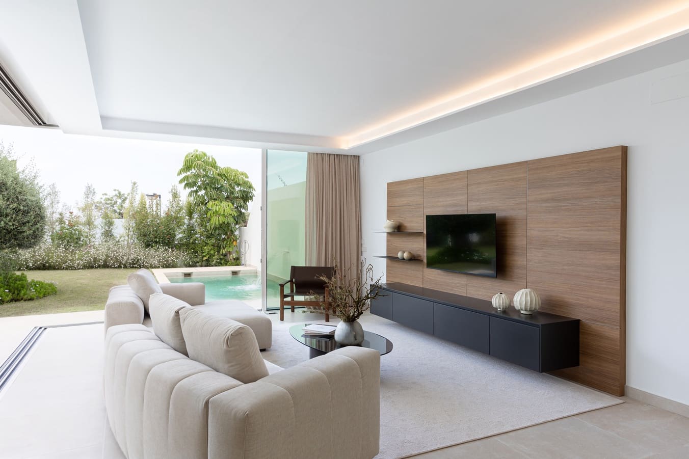 4 slaapkamer Villa te koop in Marbella met zwembad garage - € 1.950.000 (Ref: 10136437)