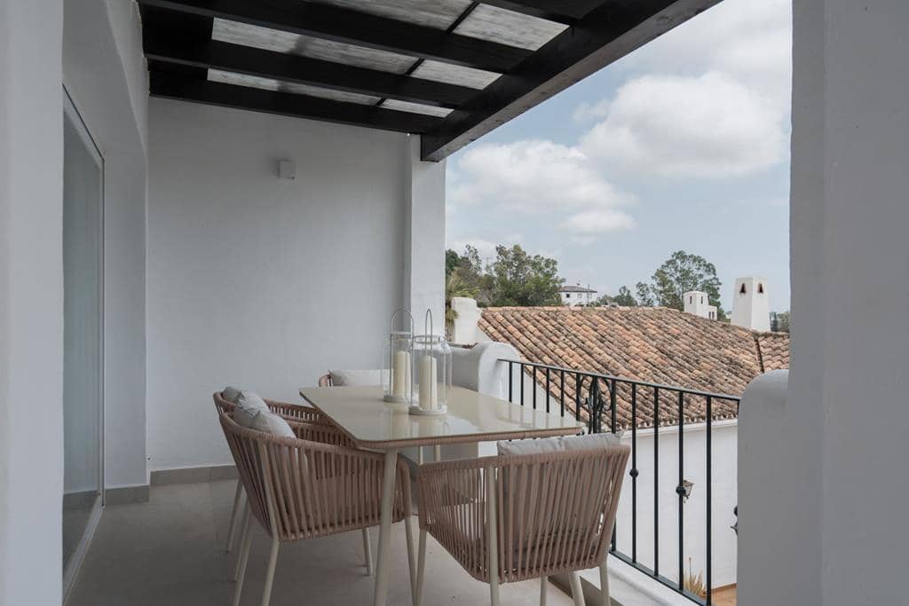 3 slaapkamer Appartement te koop in Benahavis met zwembad garage - € 725.000 (Ref: 10140142)