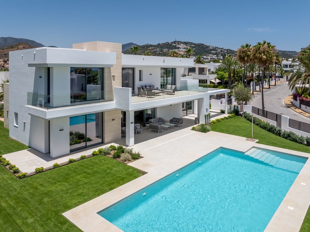 5 soverom Villa til salgs i Marbella med svømmebasseng garasje - € 5 200 000 (Ref: 10144885)
