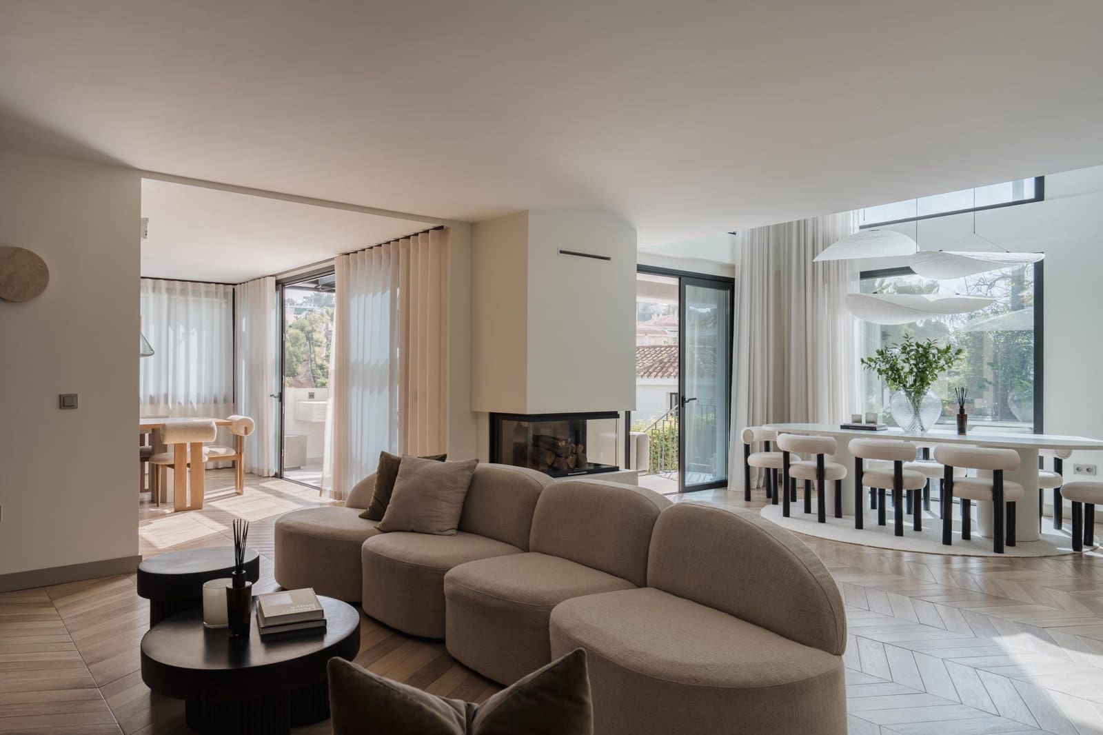 5 chambre Villa/Maison à vendre à Nueva Andalucia avec piscine garage - 3 250 000 € (Ref: 10148089)