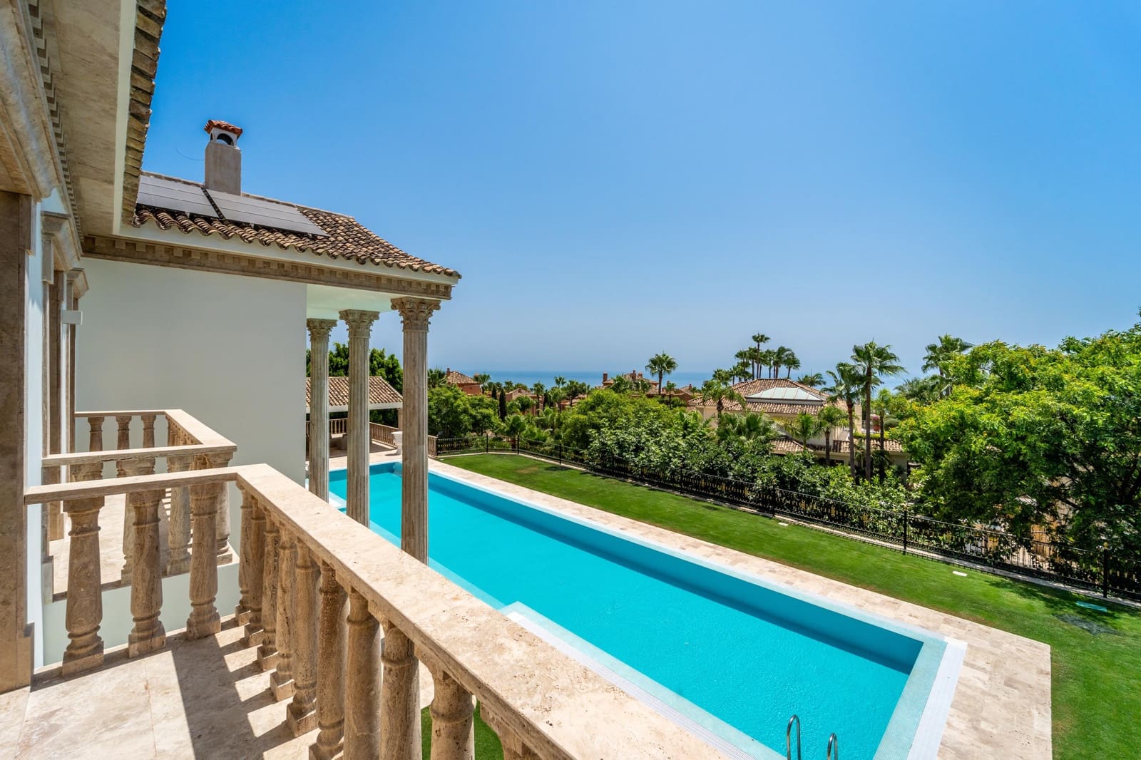 10 soveværelse Villa til salg i Golden Mile med swimmingpool garage - € 17.500.000 (Ref: 10166880)