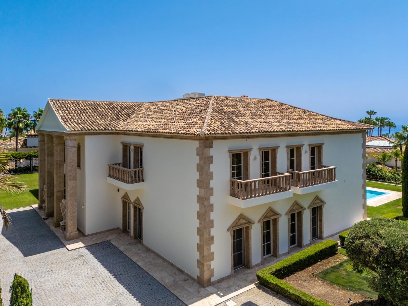 10 soveværelse Villa til salg i Golden Mile med swimmingpool garage - € 17.500.000 (Ref: 10166880)