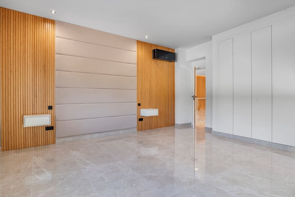 5 bedroom Townhouse for sale in Marbella with pool - € 3,500,000 (Ref: 10166984)