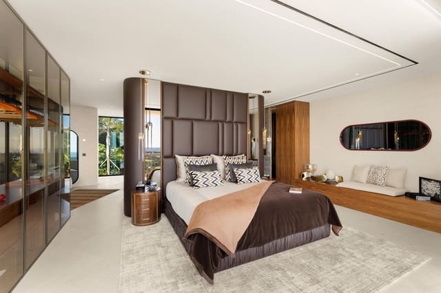 6 slaapkamer Villa te koop in Sotogrande Alto, San Roque met zwembad garage - € 9.950.000 (Ref: 10182055)